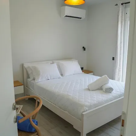 Mentoros * Karavádosz