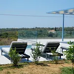 Mentoros Vila