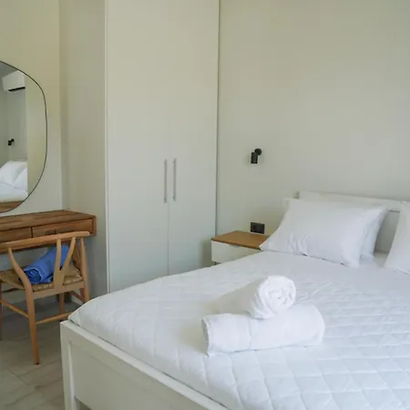 Mentoros Karavádhos