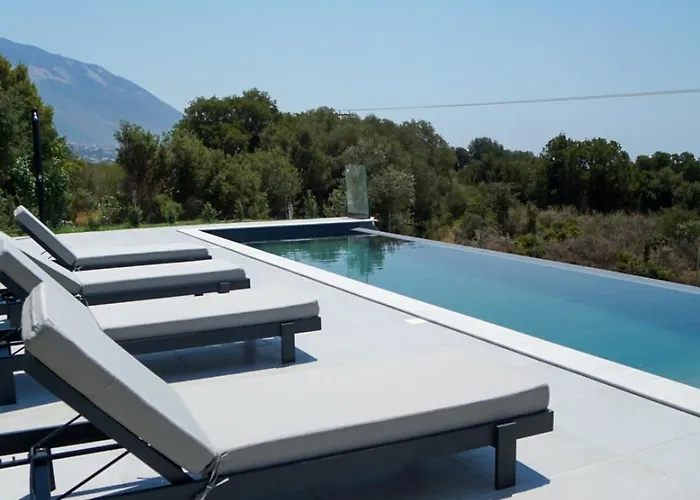 Willa Mentoros Karavádhos