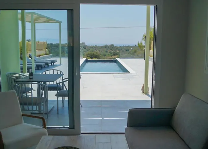 Willa Mentoros Karavádhos