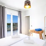Villa Mentoros *
